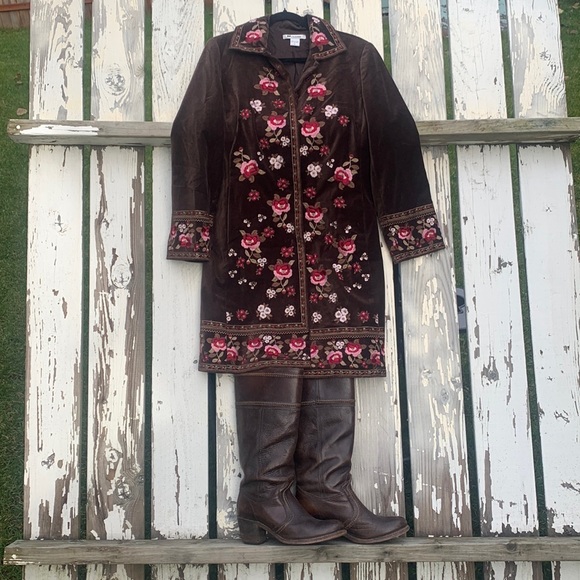Embroidered long coat brown floral Nygard Collection - Picture 2 of 16